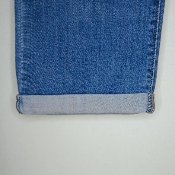 Levi's 529 Curvy‎ Bootcut Cropped Jeans Size 27 Medium Wash - Picture 3 of 10